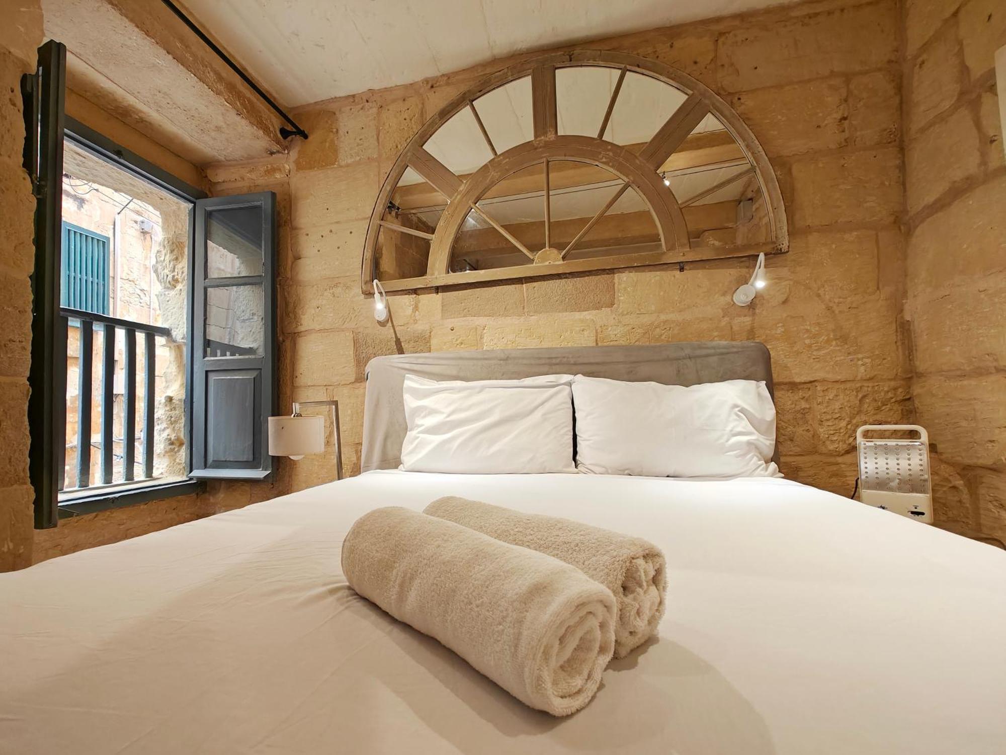 Travelers Stay Birgu Ngoại thất bức ảnh